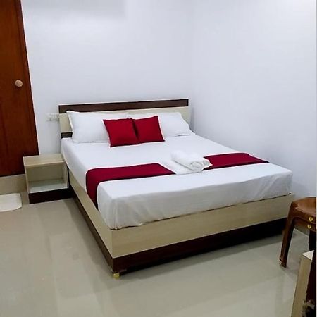 Tharavad Residency Hotel Iritti Exterior foto